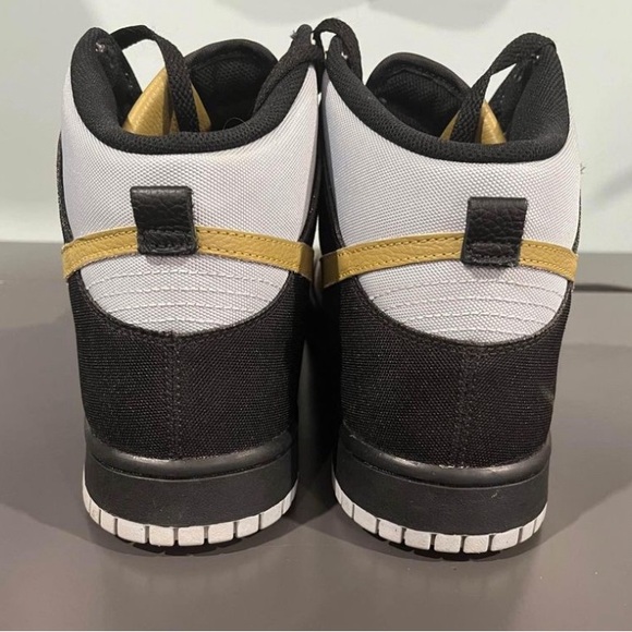 Custom Nike dunk highs. Men’s size 12. - Picture 2 of 7